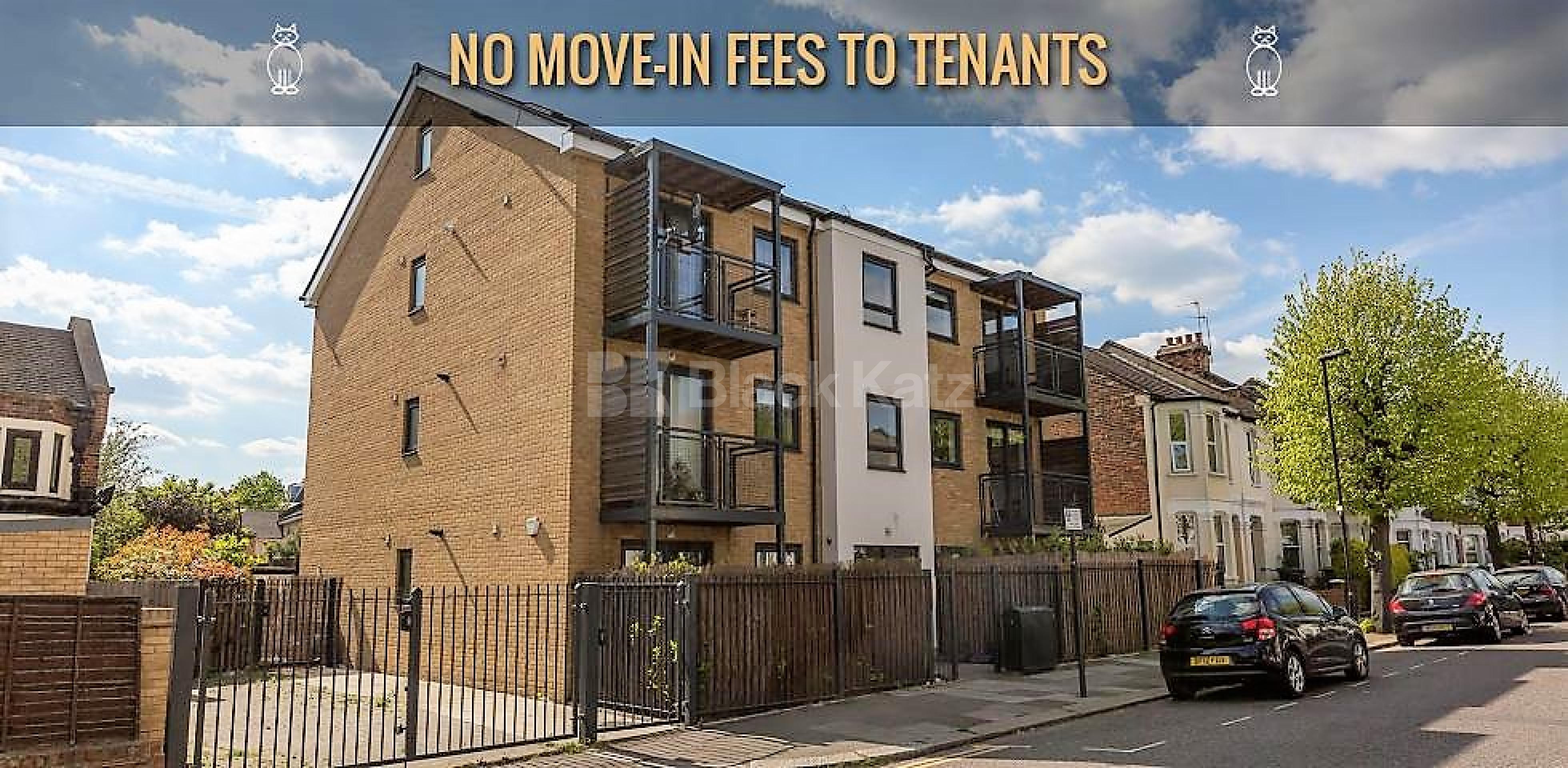 			2 Bedroom, 1 bath, 1 reception Flat			 Dunbar Road, Wood Green  N22